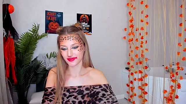 NaturalBeaty online show from October 31, 12:46 pm