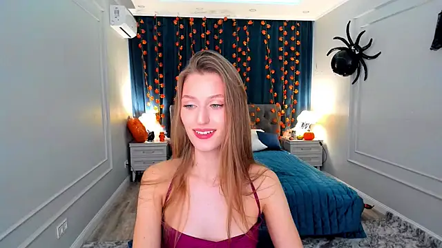 NaturalBeaty online show from October 28, 4:24 am