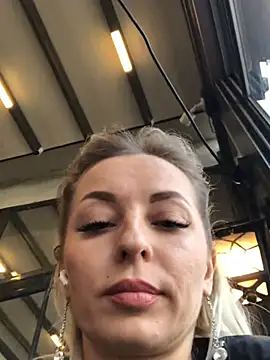 Diamond Bunny  online show from March 19, 3:19 pm