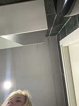 Diamond Bunny  online show from February 13, 11:21 am