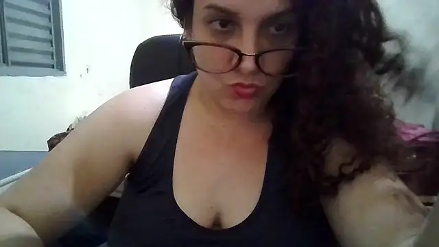 litha luna online show from January 19, 1:53 am