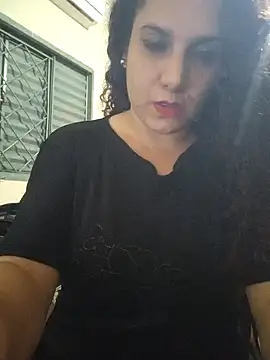 litha luna online show from December 3, 9:06 pm