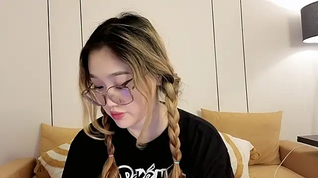 Jennatyan online show from March 19, 8:14 am