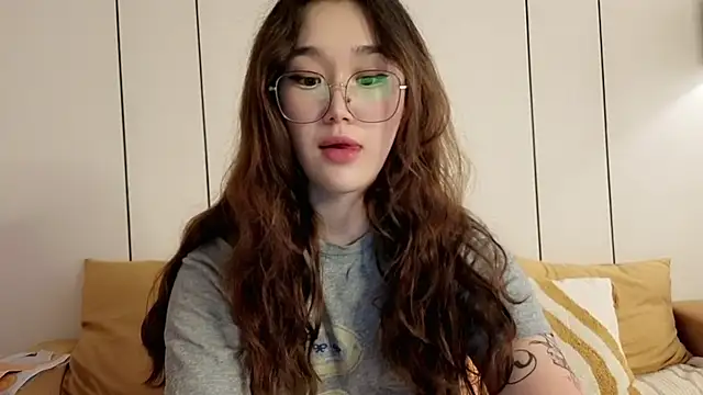 Jennatyan online show from May 27, 9:27 am