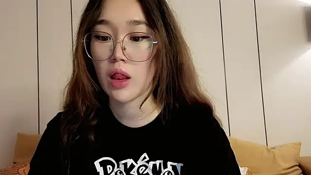 Jennatyan online show from May 26, 4:21 am