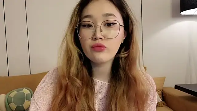 Jennatyan online show from April 15, 7:47 am