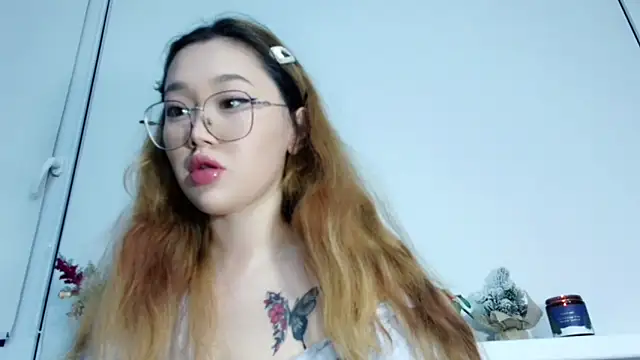 Jennatyan online show from November 25, 3:45 pm