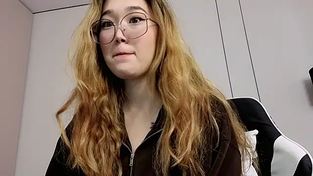 Jennatyan online show from February 22, 6:16 am