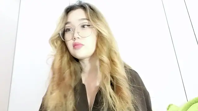 Jennatyan online show from January 8, 10:10 am