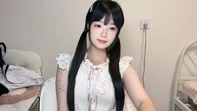 Snapshot of Fairy-06 chatting on December 2, 5:21 pm Fairy-06 online show from December 2, 5:21 pm