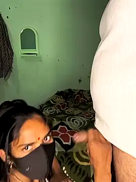 cute simmy0 online show from December 28, 4:30 pm