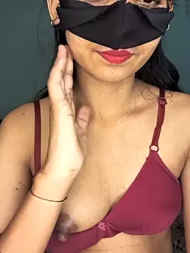 cute simmy0 online show from April 2, 5:25 am