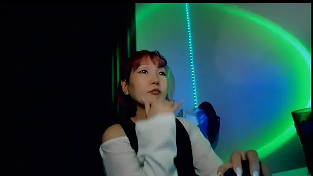 himeros goddess online show from October 12, 4:36 am