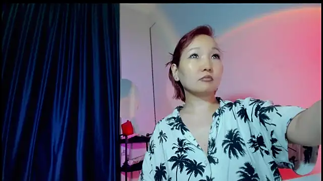 himeros goddess online show from September 27, 10:05 pm