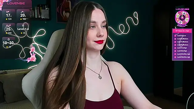 katie taylorr online show from November 14, 10:35 pm