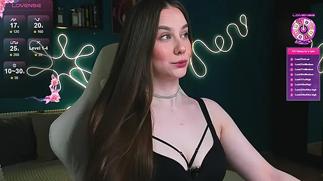 katie taylorr online show from October 8, 10:10 pm