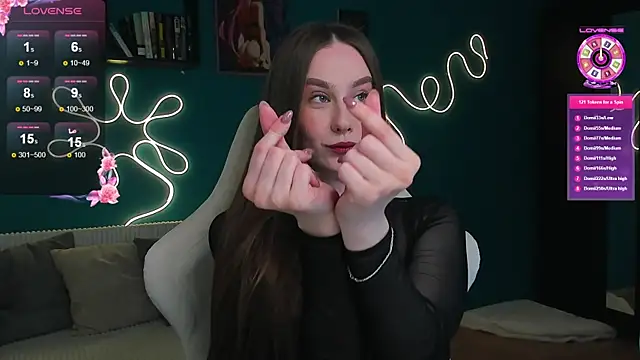 Snapshot of katie_taylorr chatting on July 1, 10:54 pm katie taylorr online show from July 1, 10:54 pm