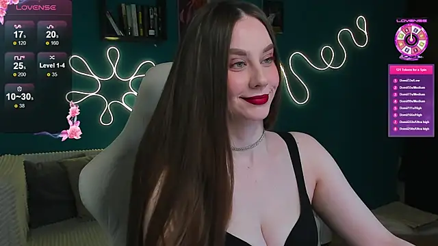 Snapshot of katie_taylorr chatting on May 13, 11:56 pm katie taylorr online show from May 13, 11:56 pm