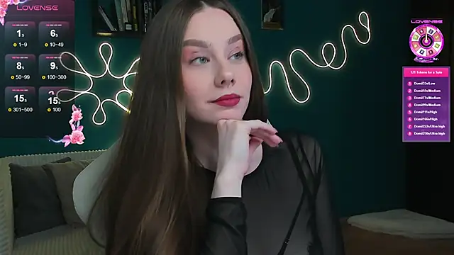 Snapshot of katie_taylorr chatting on June 21, 10:15 pm katie taylorr online show from June 21, 10:15 pm