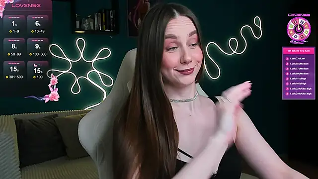 katie taylorr online show from November 11, 11:09 pm