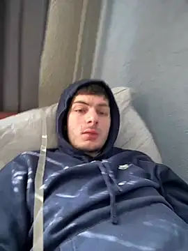 Snapshot of youssef00711 chatting on February 17, 3:00 pm youssef00711 online show from February 17, 3:00 pm