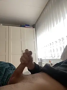 Snapshot of youssef00711 chatting on October 10, 3:02 pm youssef00711 online show from October 10, 3:02 pm