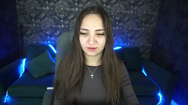 ElysLunar online show from December 22, 1:11 pm