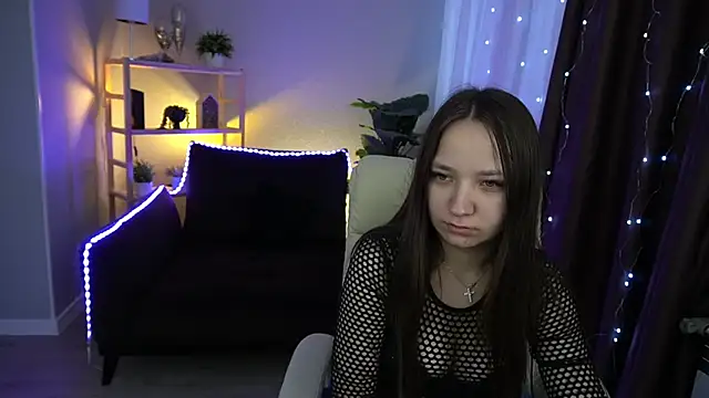 ElysLunar online show from January 28, 6:16 am