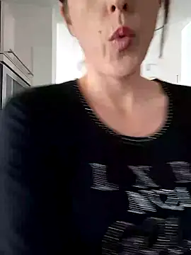 Snapshot of Hexe12346 chatting on March 12, 11:10 am Hexe12346 online show from March 12, 11:10 am