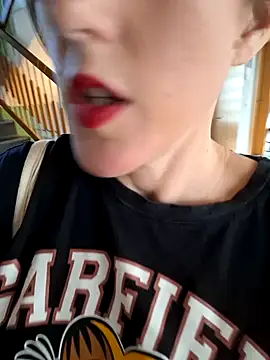 Snapshot of Hexe12346 chatting on March 12, 7:46 am Hexe12346 online show from March 12, 7:46 am