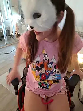 Hexe12346 online show from April 8, 5:31 am