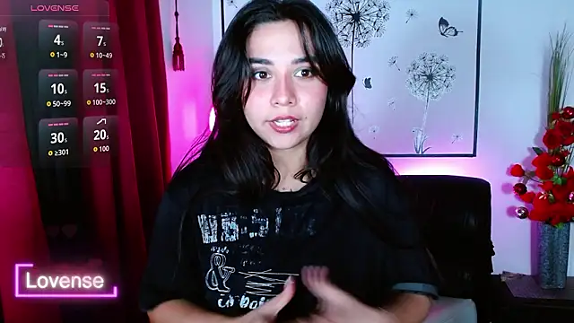 Lune Claire online show from February 3, 2:53 am