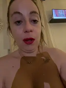 Lyannabuena69 online show from March 5, 5:04 am