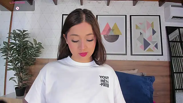 Snapshot of MiaKay1 chatting on November 20, 3:40 am MiaKay1 online show from November 20, 3:40 am