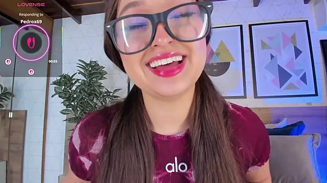 Snapshot of MiaKay1 chatting on November 29, 3:39 am MiaKay1 online show from November 29, 3:39 am