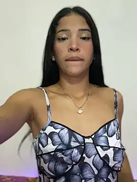 Nicole cute1 online show from November 23, 12:26 pm