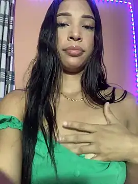 Nicole cute1 online show from December 11, 5:00 am