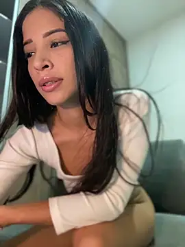 Nicole cute1 online show from May 23, 7:29 am