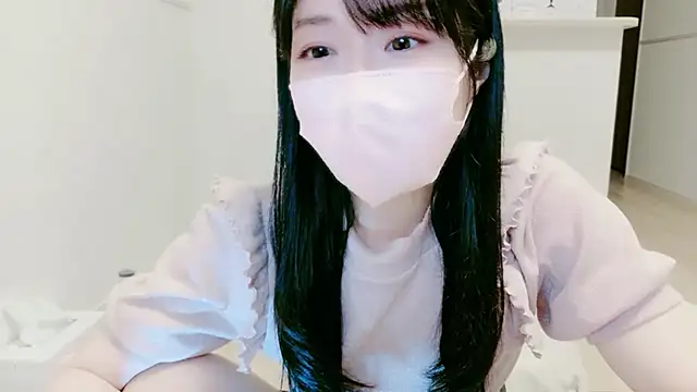 Snapshot of IORio2 chatting on October 31, 8:27 pm IORio2 online show from October 31, 8:27 pm