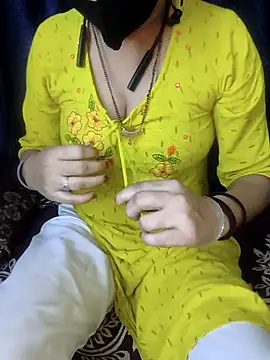 Snapshot of kaveerpooja947 chatting on October 30, 4:37 pm kaveerpooja947 online show from October 30, 4:37 pm