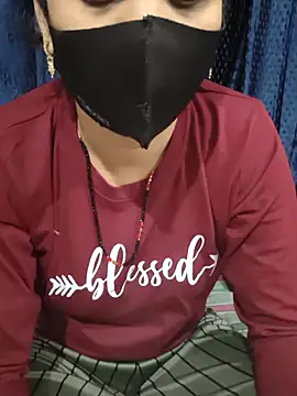 Snapshot of kaveerpooja947 chatting on December 1, 5:36 pm kaveerpooja947 online show from December 1, 5:36 pm