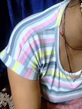 kaveerpooja947 online show from December 17, 7:24 am