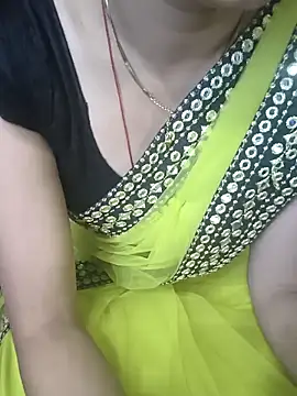 kaveerpooja947 online show from February 26, 7:30 am