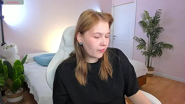 Colleen Blake online show from February 27, 4:29 pm