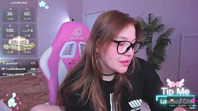 Snapshot of Colleen_Blake chatting on November 15, 5:11 am Colleen Blake online show from November 15, 5:11 am