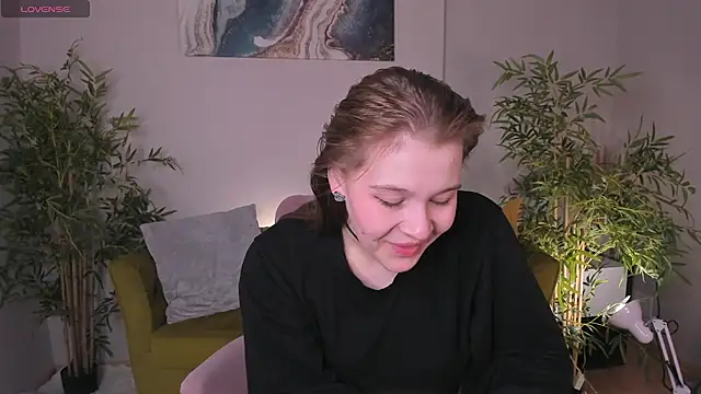 Colleen Blake online show from February 9, 5:00 pm