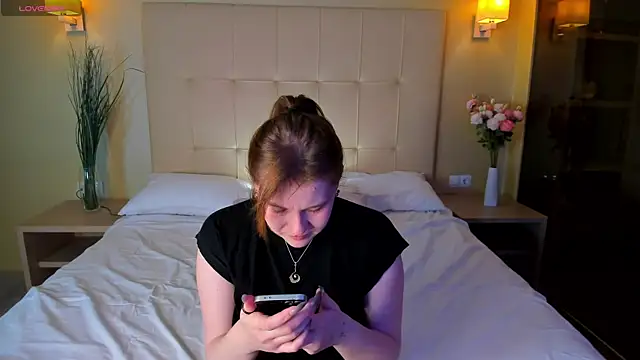 Colleen Blake online show from October 20, 4:51 pm