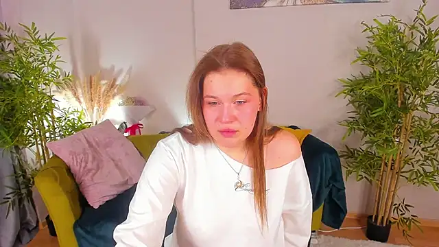 Snapshot of Colleen_Blake chatting on November 19, 5:02 pm Colleen Blake online show from November 19, 5:02 pm