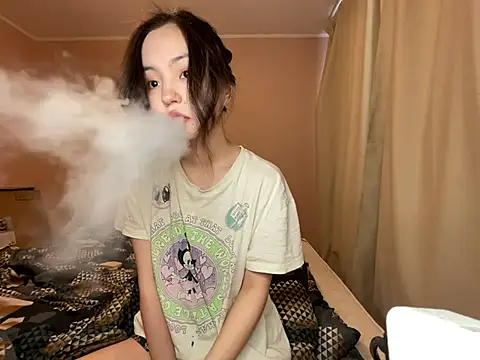 lalallalalaa- online show from March 11, 4:30 am