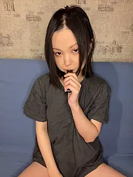 lalallalalaa- online show from October 31, 2:24 pm